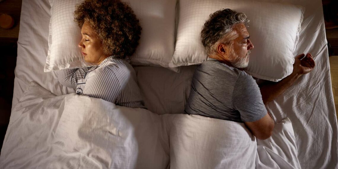 A kanë gratë nevojë për më shumë gjumë se burrat?