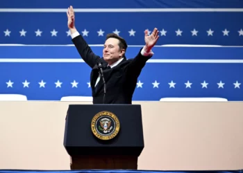 Elon Musk dhe përplasja me qeverinë amerikane, çfarë po ndodh?