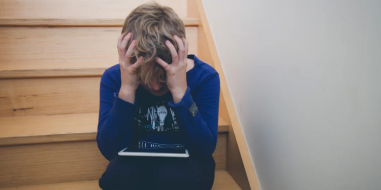 Zemërimi i fëmijëve: Si të kuptoni shkaqet dhe të përdorni strategjitë efektive për të ndihmuar