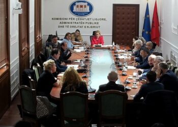 Malet me 1 euro, komisioni i Ligjeve pezullon projektligjin