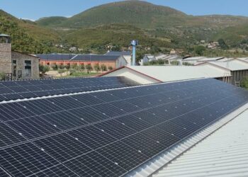 Aplikimi për panele diellore, shteti jep 70 për qind të shumës, përfitojnë 2 mijë abonentë