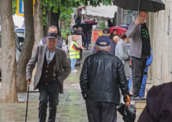 Ishte premtuar për në shkurt, ja kur do të shpërndahet bonusi i pranverës për pensionistët