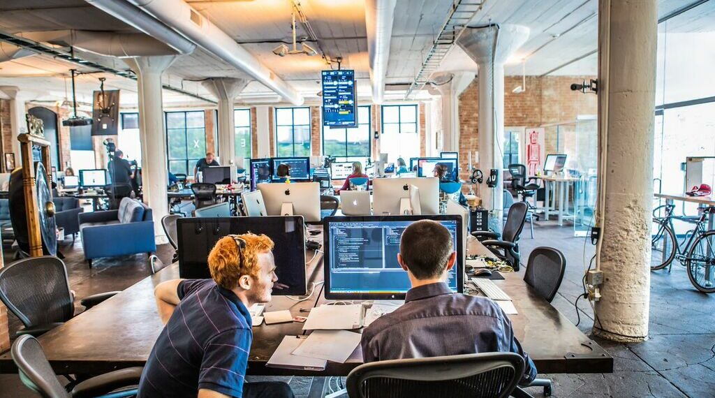 Çfarë duhet të bëni në muajin e parë në një punë të re