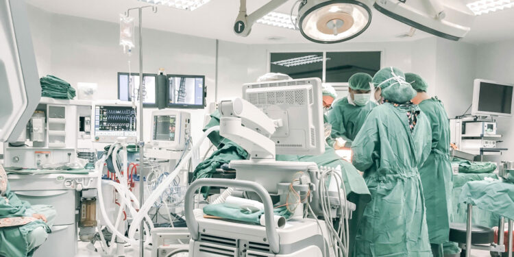 E ardhmja e kujdesit shëndetësor, si inteligjenca artificiale do të sigurojë “spitalin pa spital”?