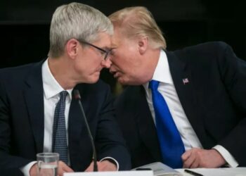 Apple investon $500 miliardë në SHBA për krijimin e 20,000 vendeve të punës dhe përballimit të tarifave tregtare