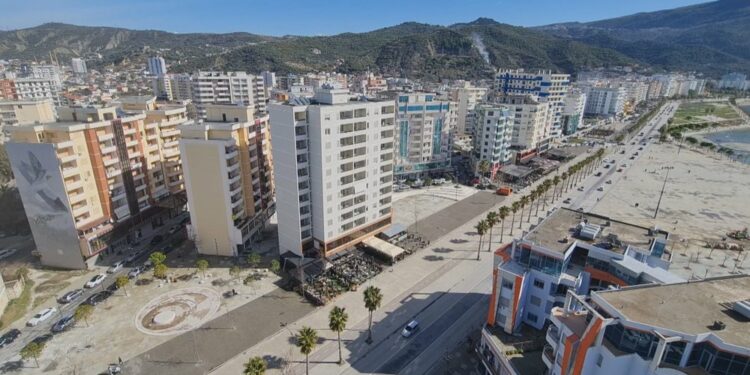 Mirëqenia në vend, më pranë bregdetit/ Durrësi dhe Vlora, qarqet me rritjen më të lartë të konsumit familjar