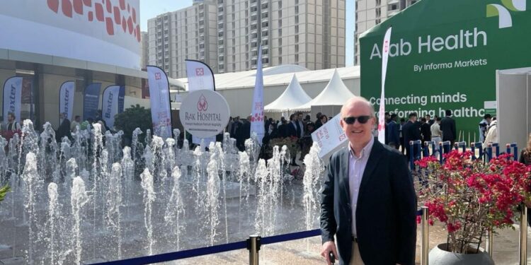 Micky Haxhiislami, mes drejtimit të kompanisë së tij ndërkombëtare dhe promovimit të pasurisë kulturore shqiptare