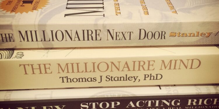 Çfarë kanë të përbashkët milionerët?!