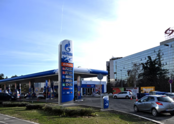 Industria serbe e naftës: Sanksionet amerikane ndaj nesh janë shtyrë përsëri