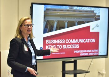 Universiteti Mesdhetar i Shqipërisë mirëpret delegacionin nga Universiteti i Miami-t në Ohio