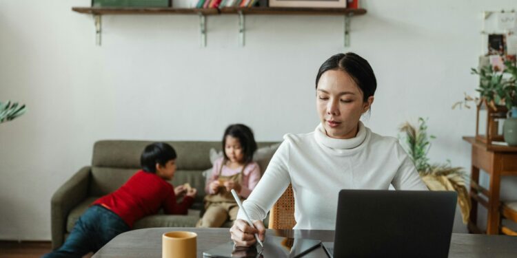 MOMpreneur -Si të ndërtosh një biznes pa sakrifikuar kohën me familjen