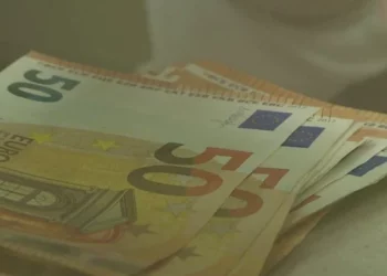 Ulet norma e interesit të euros! Vendimi i Bankës Qëndrore Europiane si përgjigje për tarifat