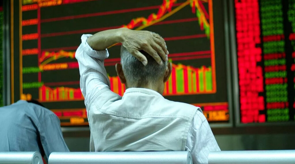 Tarifat e Trump godasin tregjet evropiane, bien çmimet e naftës