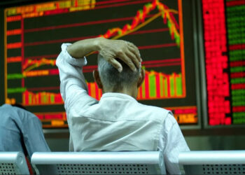 Tarifat e Trump godasin tregjet evropiane, bien çmimet e naftës