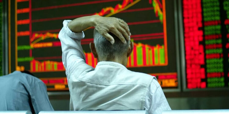 Tarifat e Trump godasin tregjet evropiane, bien çmimet e naftës