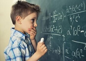 Nga babai apo nëna? Shkenca sqaron nga kush e trashëgon inteligjencën fëmija