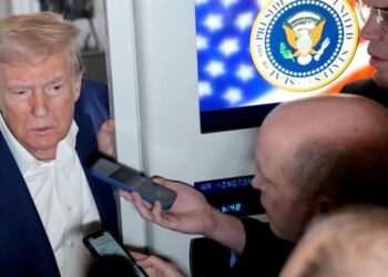 Trump përjashton celularët dhe kompjuterët nga tarifat e reja