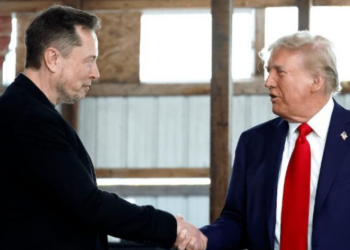 Tarifat e SHBA fusin ‘në sherr’ Trump dhe Elon Musk? Miliarderi sulmon këshilltarin e Presidentit: I marrë!