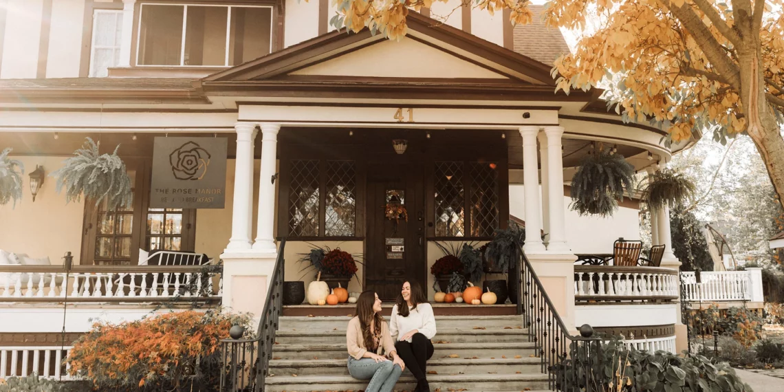 Si arritën dy motrat të kthenin një hotel të lashtë në një destinacion të kërkuar për turistët?