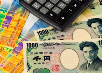 Cilat janë valutat më të sigurta në treg që po i bëjnë ballë tarifave të vazhdueshme të Trump?