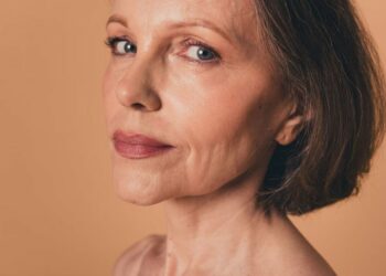 Një foto zbulon sa shpejt po plakeni, Inteligjenca Artificiale mat moshën biologjike