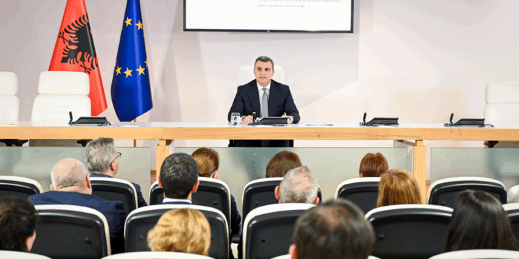 Kreditë për shtëpi, Banka e Shqipërisë vendos kufizime. Sejko: Do të jepet në nivelin e 85% për banesën e parë, 80% për të dytën