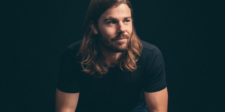 Uli pagën e vet për të rritur pagat e punonjësve, CEO që prishi rregullat