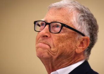 Bill Gates do ishte triloner sot, po ja si “humbi” 1.2 trilion dollarë