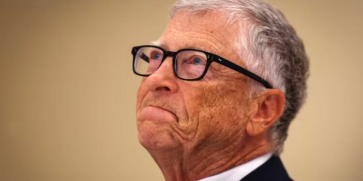 Bill Gates do ishte triloner sot, po ja si “humbi” 1.2 trilion dollarë