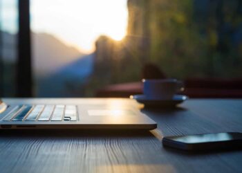 A duhet të punoni edhe gjatë fundjavës?