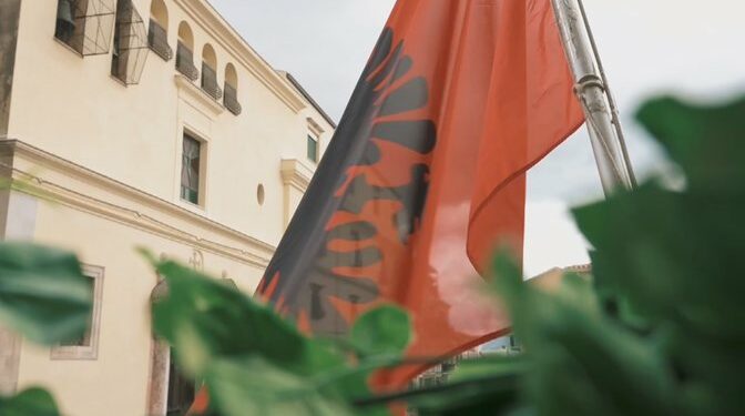 Votën por edhe paratë, Shqipëria po përpiqet të çelë një kapitull të ri me Diasporën