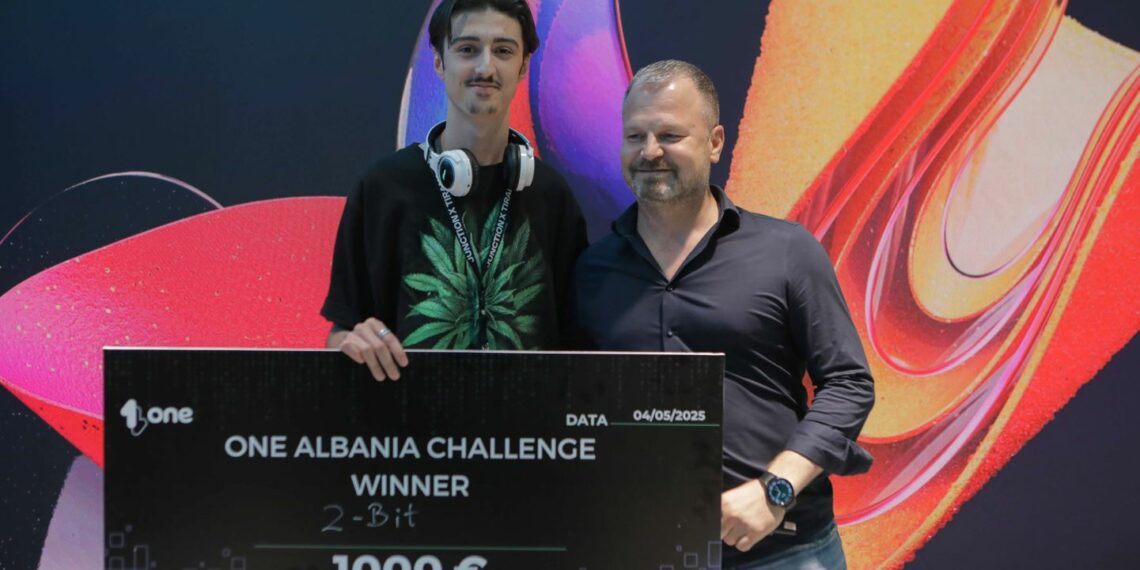Kodim dhe kreativitet, One Albania përkrah gjeneratën e ardhshme të talenteve të teknologjisë në Junctionx Tirana