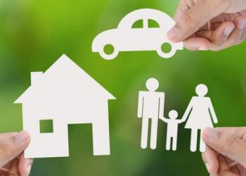 Nuk ndryshon tradita. Shqiptarët sigurojnë makinat, më pak pronën dhe jetën