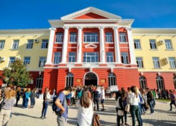 Mbi 82 mijë nxënës dhe studentë në vitin e fundit akademik, ja shpërndarja sipas nivelit të arsimit dhe degëve të studimit