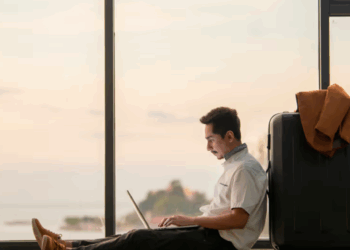 Po kërkon punë jashtë? Këto janë vendet ku merr vizën më shpejt se kafen