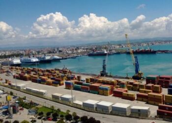 Nafta e Patos-Marinzës “shpëton” eksportet, në rënie produktet e tjera shqiptare
