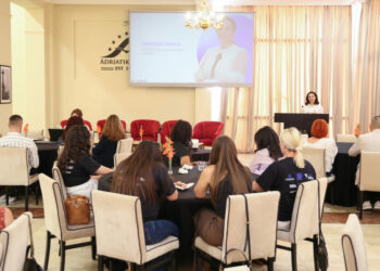 AGE FORUM, një urë mes bizneseve të konsoliduara dhe sipërmarrjeve të reja shqiptare. Zhvillohet konkursi i 10 startupeve të Women Startup Competition Albania