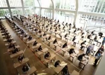 Sot provimi i parë i Maturës Shtetërore! 27 mijë maturantë testohen në Gjuhë të Huaj