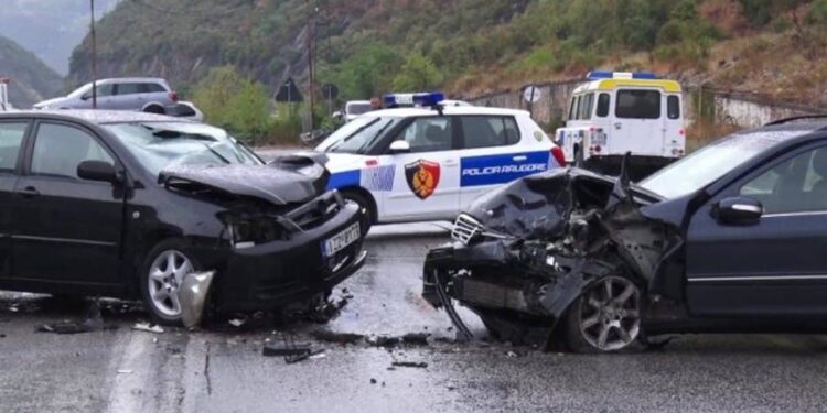 Shoferët, shkaktarët kryesorë të aksidenteve. Ndodhin kryesisht në fundjavë