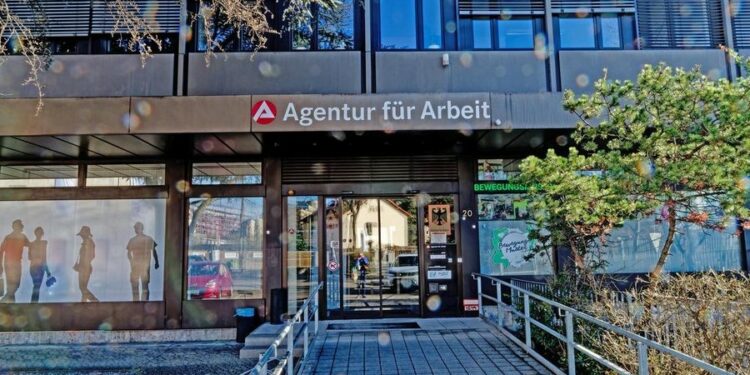 Shumë njerëz në Gjermani nuk mund të jetojnë nga rroga