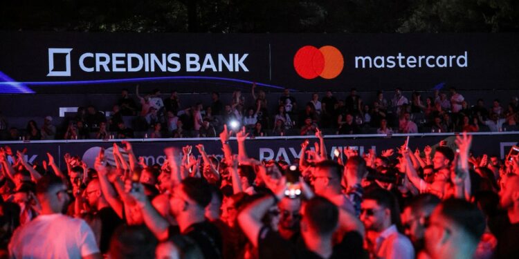 Një sezon veror unik, plot ritëm dhe shpërblime për klientët e Credins bank!