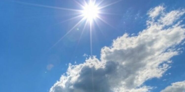 Freskohet moti! Ulje temperaturash dhe rrebeshe, ja çfarë pritet këtë javë