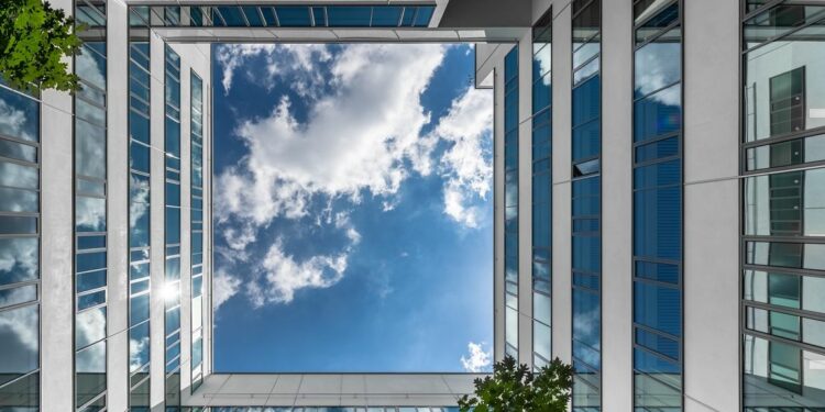 Ekonomia globale e ngadalësuar, kërkon një ekuilibër të ri