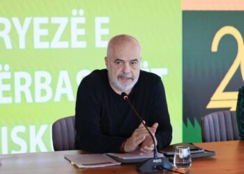 Rama në takim me fermerët: E kemi ndihmuar bujqësinë, por të gjithë duan më shumë buxhet e më pak taksa