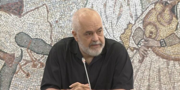 Ndërtimet pa leje, Rama: Çdo godinë do të rrafshohet, nuk ka investitorë strategjikë në Theth