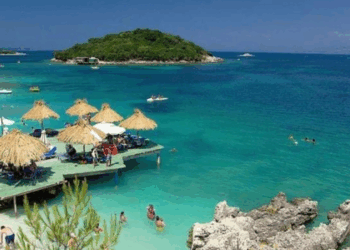 Corriere Della Sera: Pesha e Shqipërisë në turizëm ka rënë, shkak rritja e çmimeve