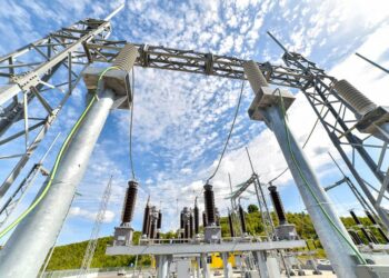 Zonat e prekura nga zjarret, gadishmëri për të garantuar furnizimin me energji në zonat e prekura