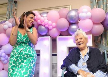 Personi më i vjetër në botë mbush 116 vjeç. Ja cili është dhe kur ka lindur