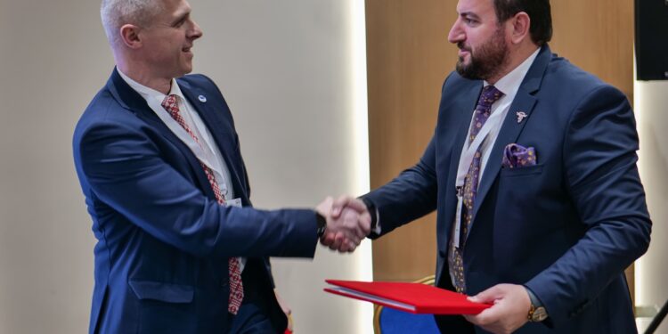 Vëllazëri veterinare: Kroacia dhuron ndihma për Shqipërinë në luftën kundër PPR