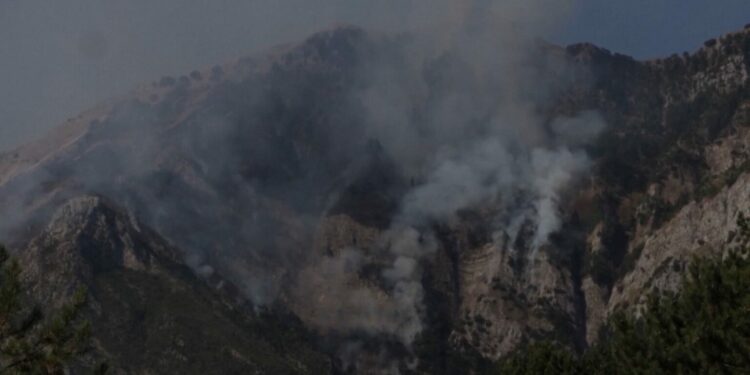 Shiu shuan zjarret, vetëm 3 vatra ende aktive